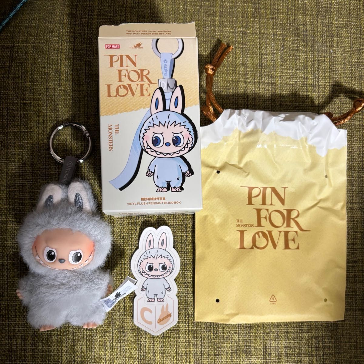 専用】ラブブ PIN FOR LOVEシリーズ ぬいぐるみペンダント L 激求 求 2