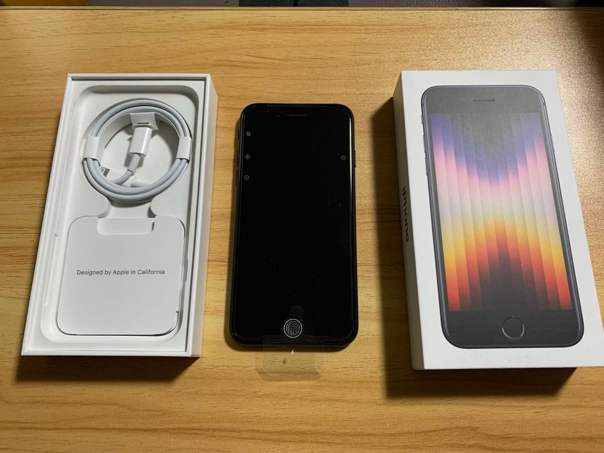 新品未使用 iPhone SE 第3世代 (SE3) 本体 64GB ミッドナイト SIM
