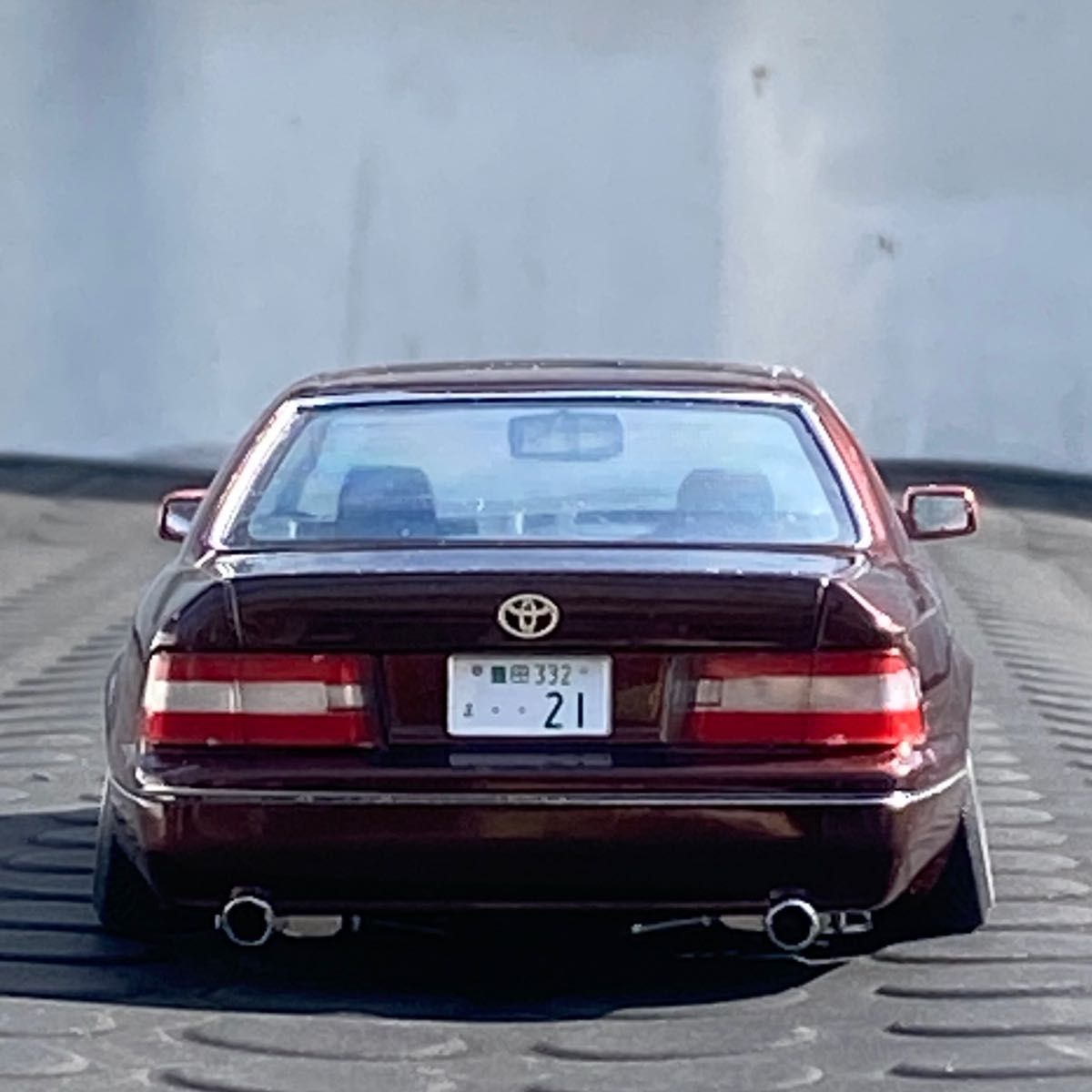 プラモデル完成品 アオシマ 1/2421セルシオ リア叩き出し風フェンダー