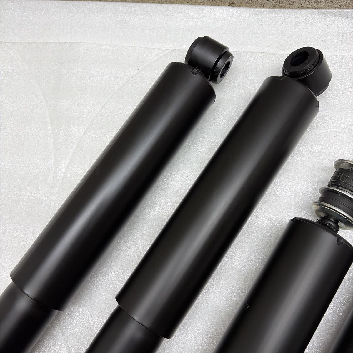 ダークプライムS ショックアブソーバー 新車外し 前後4本セット ダーク