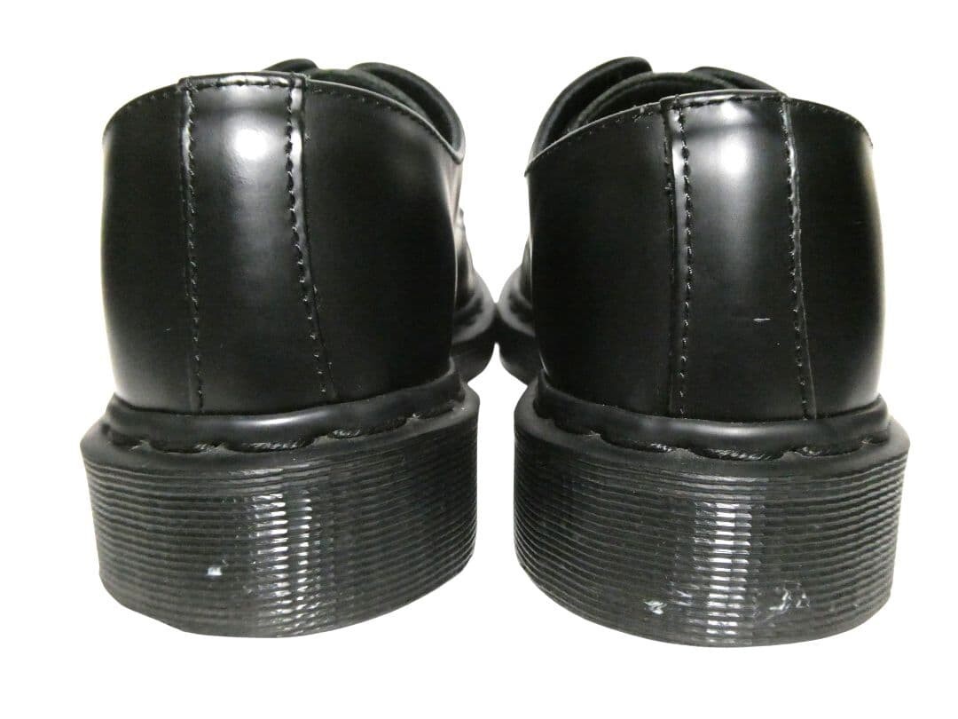 激レア シーズン限定モデル 美品 モノブラック ドクターマーチン3