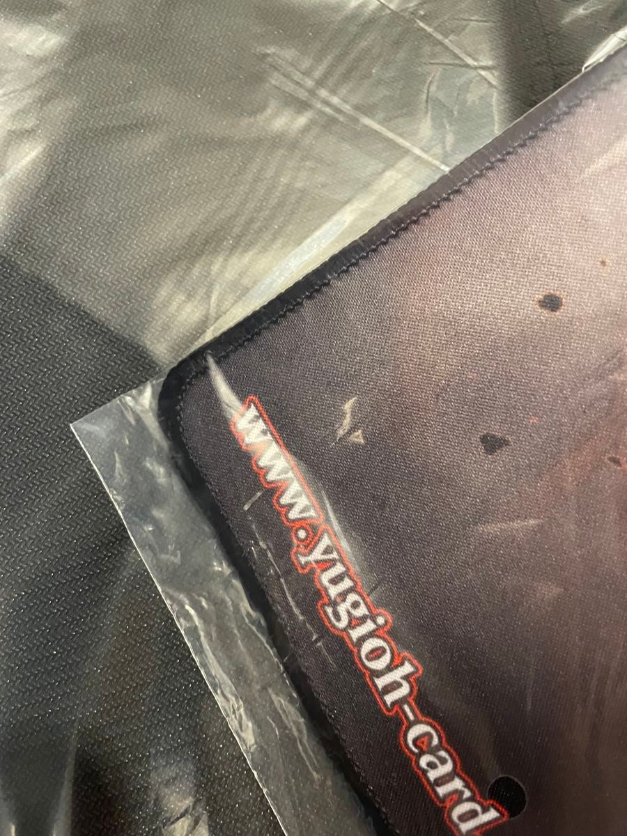 新品未開封 the fallen & the virtuous プレイマット 遊戯王 公式品