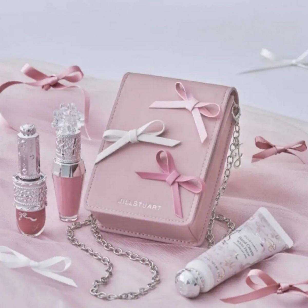 ジルスチュアート リボンファッションショー オリジナル リボンコスメ