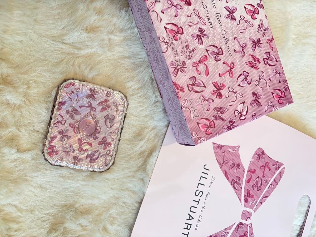 ジルスチュアートリボンファッションショーアイシャドウパレット新品未