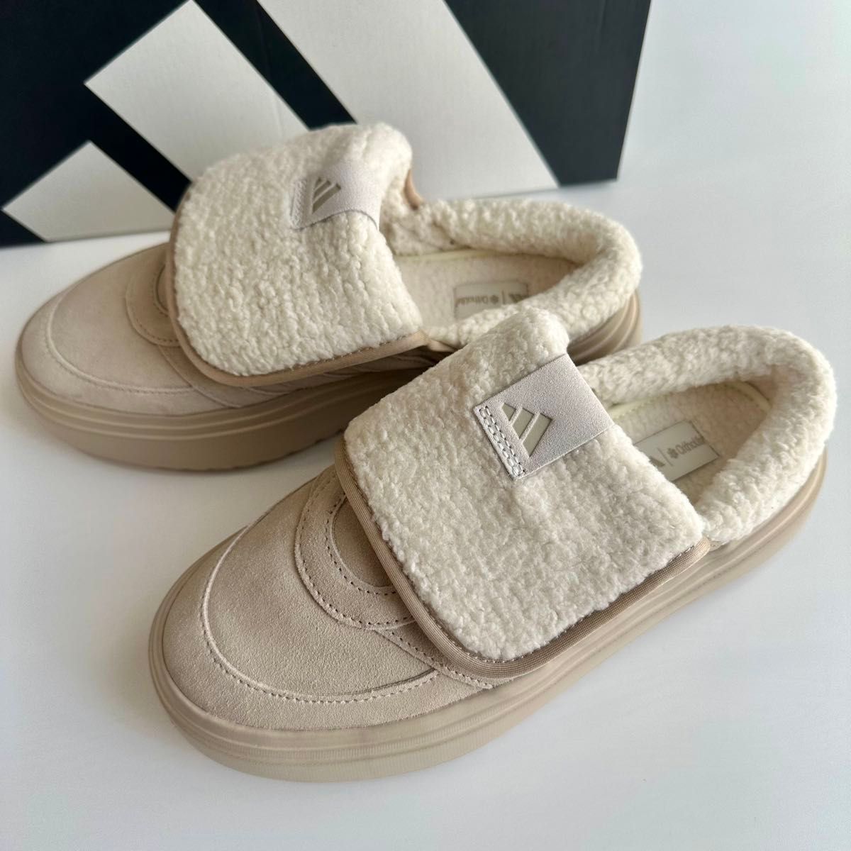 新品未使用【韓国限定】23 5 adidas グランドコートミュール ベージュ