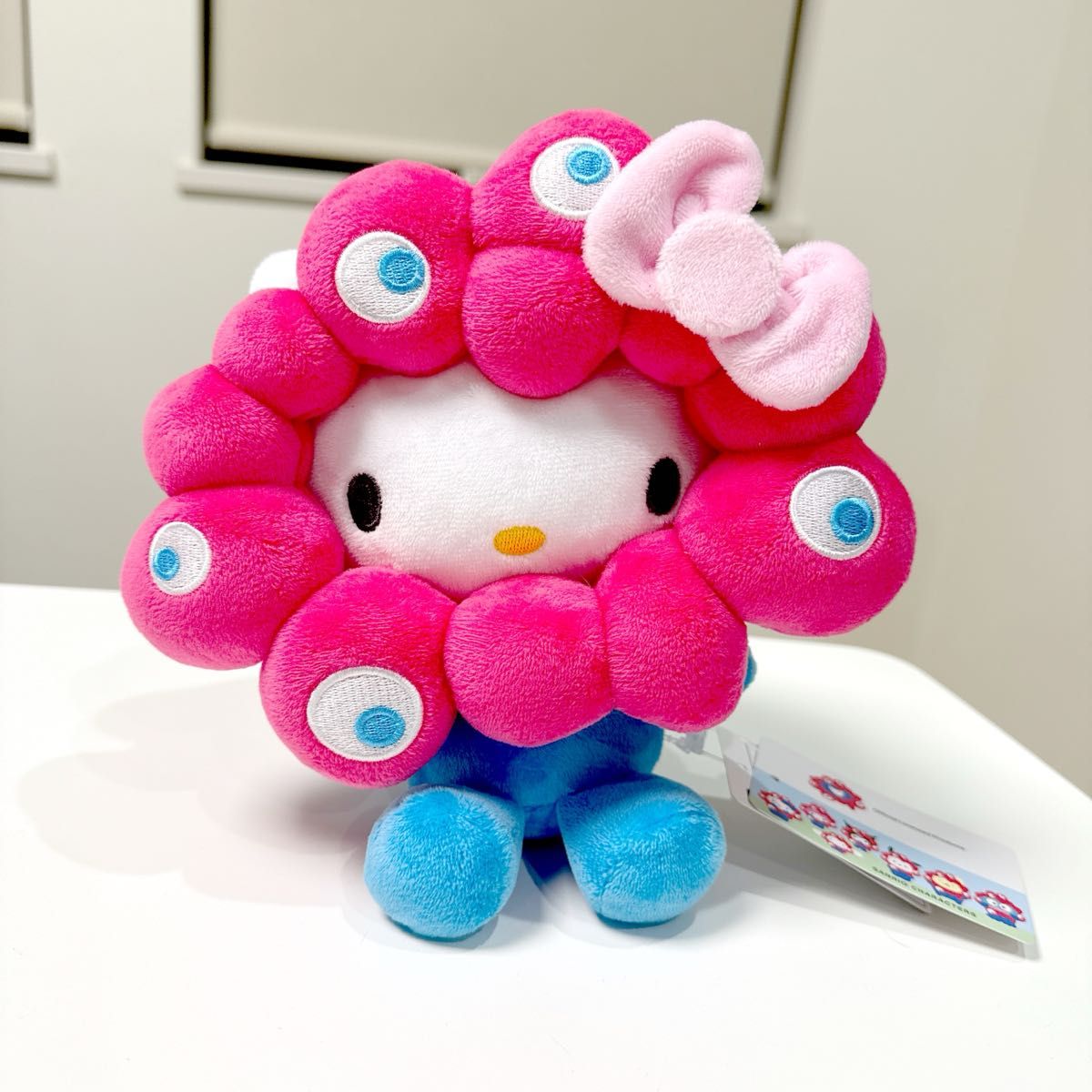 ミャクミャク サンリオ キティちゃん ぬいぐるみ Mサイズ｜Yahoo