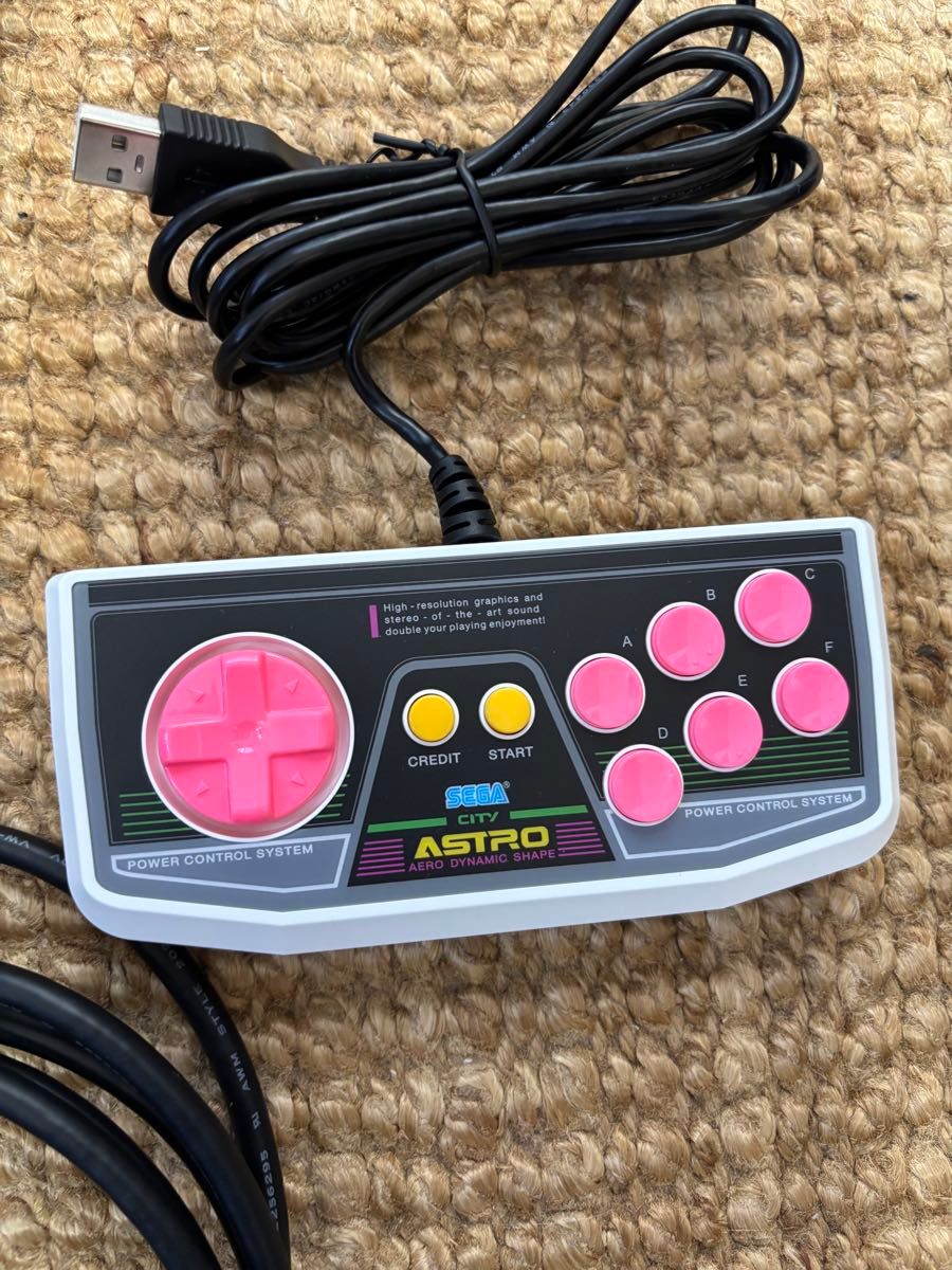 SEGA アストロシティミニ+コントロールパッド ピンクボタンバージョン