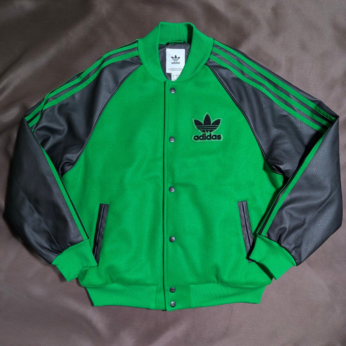 adidas】 アディダスオリジナルス SST ボンバージャケット スタジャン