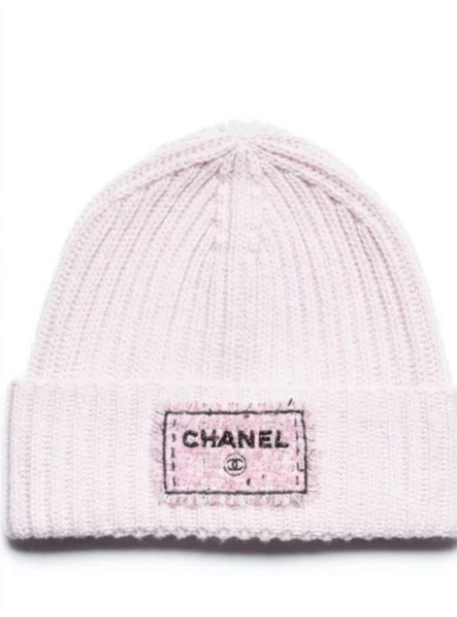 値下げ 新品未使用 シャネル ニット帽 ツイードロゴ 刺繍 ピンク 25K