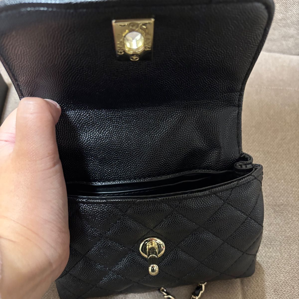 シャネル ショルダーバッグ ノベルティ VIP｜Yahoo!フリマ（旧PayPay