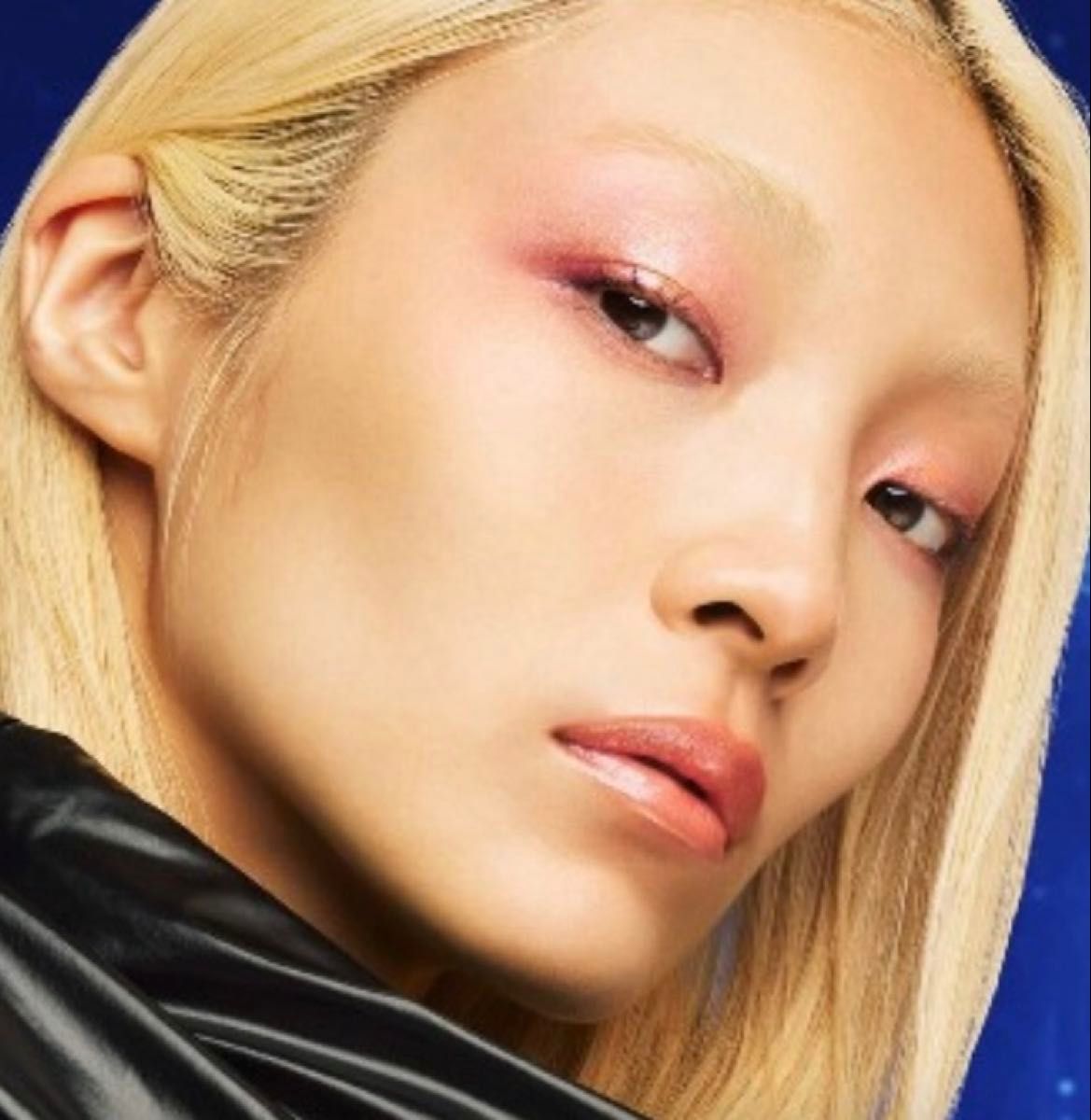 シュウウエムラ クラッシュドジェム クポ ピンク shu uemura アイ