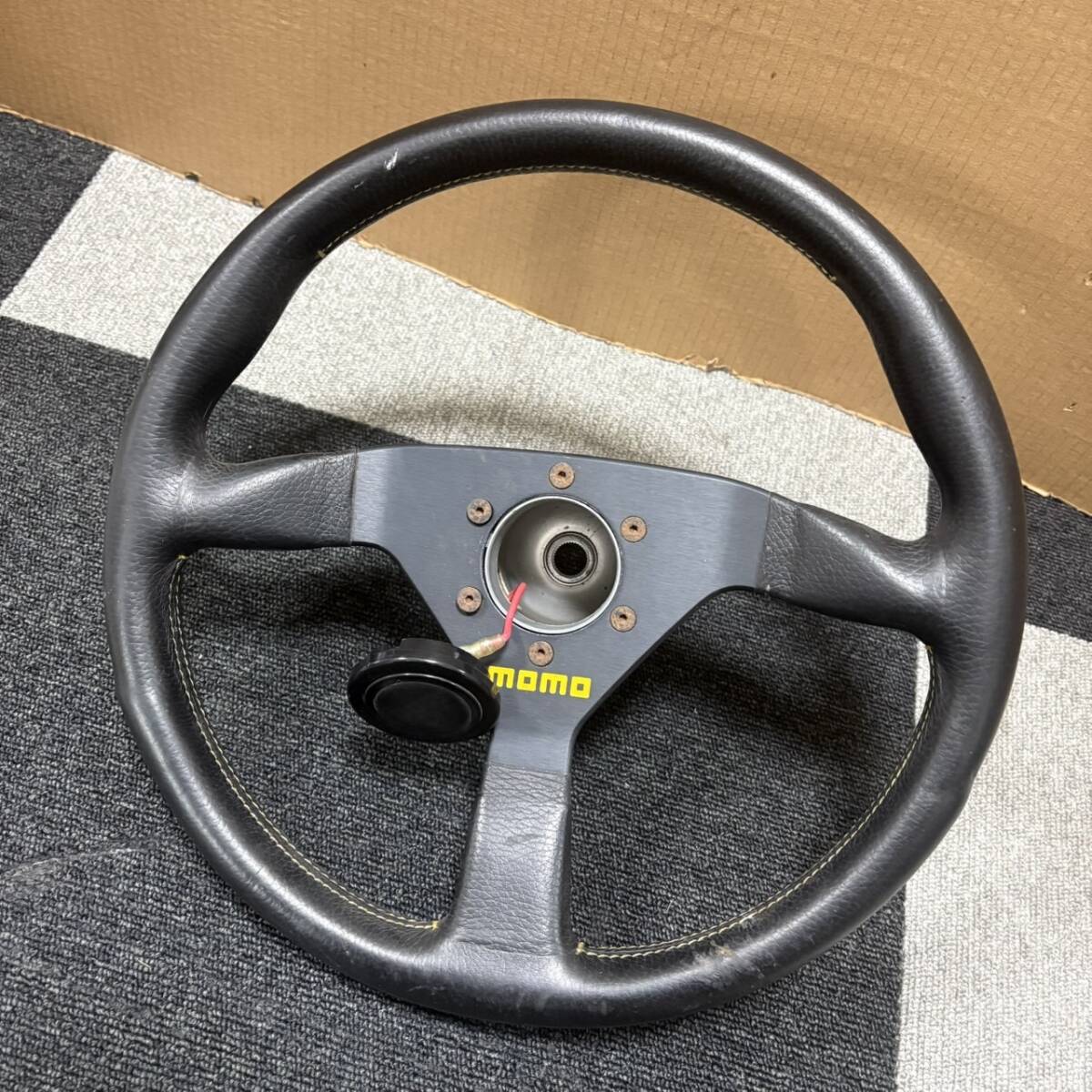 momo モモ TYP V35 KBA70068 momo/モモ ステアリング ハンドル TYP V35