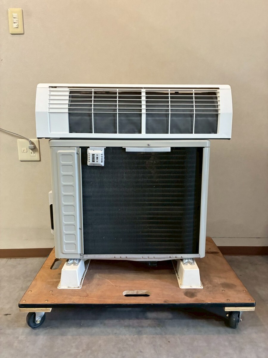 2059 取付6ヶ月保証 日立【RAS-D22M (W)】2022年製 6畳 エアコン 中古