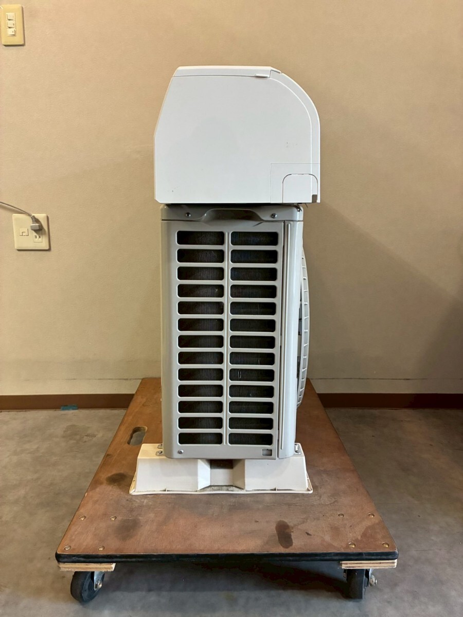 2059 取付6ヶ月保証 日立【RAS-D22M (W)】2022年製 6畳 エアコン 中古