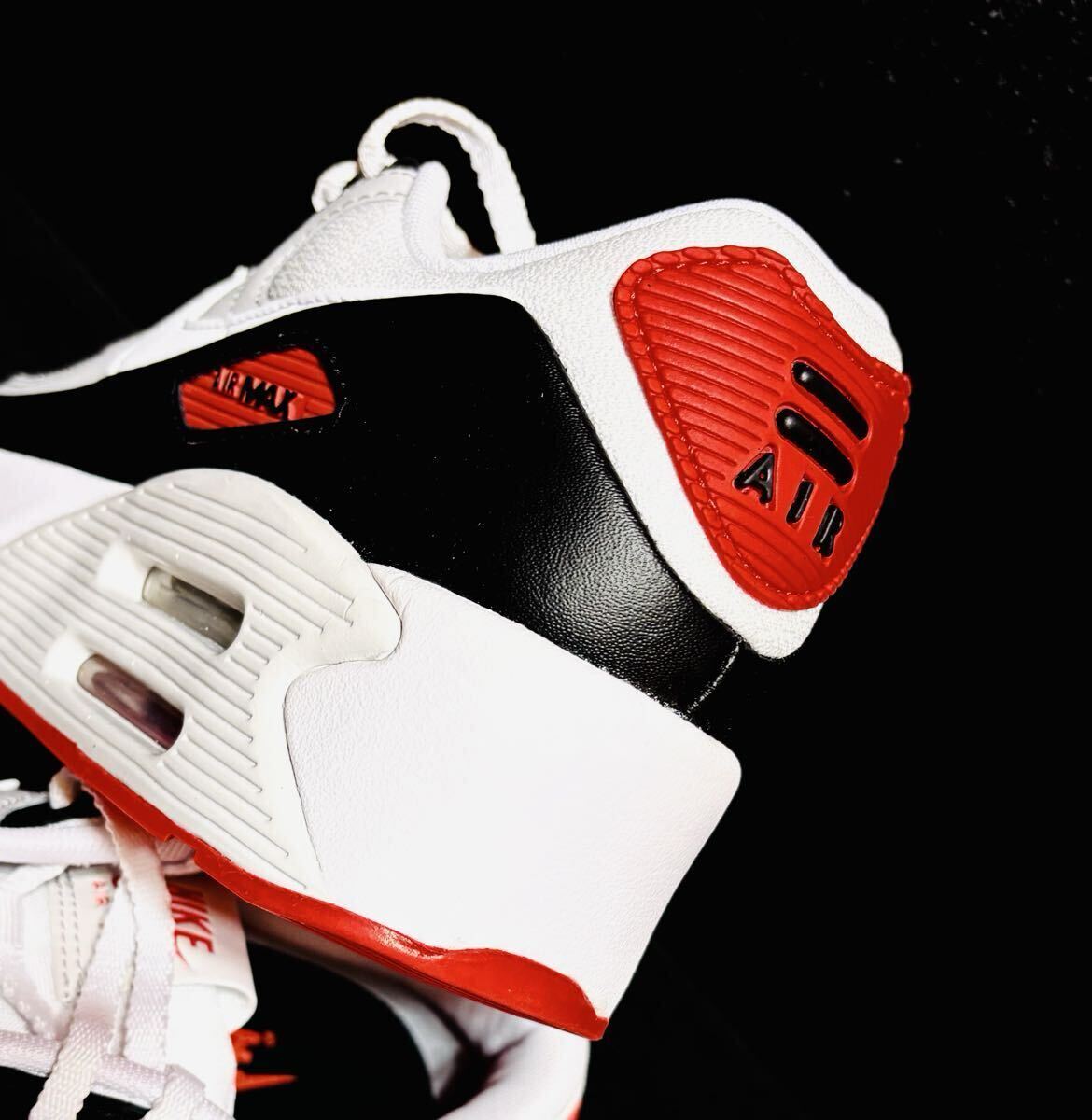 送料込 新品24 5cm ナイキ エア マックス90 LV8 AIR MAX 90 ホワイト