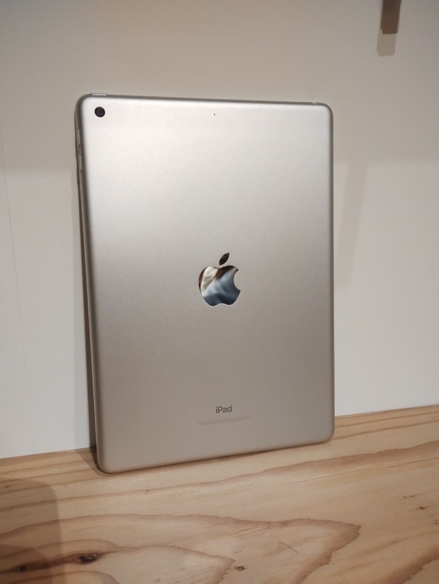 iPad シルバー Wi-Fiモデル9 7インチ 第6世代 128GB 初期化済｜Yahoo