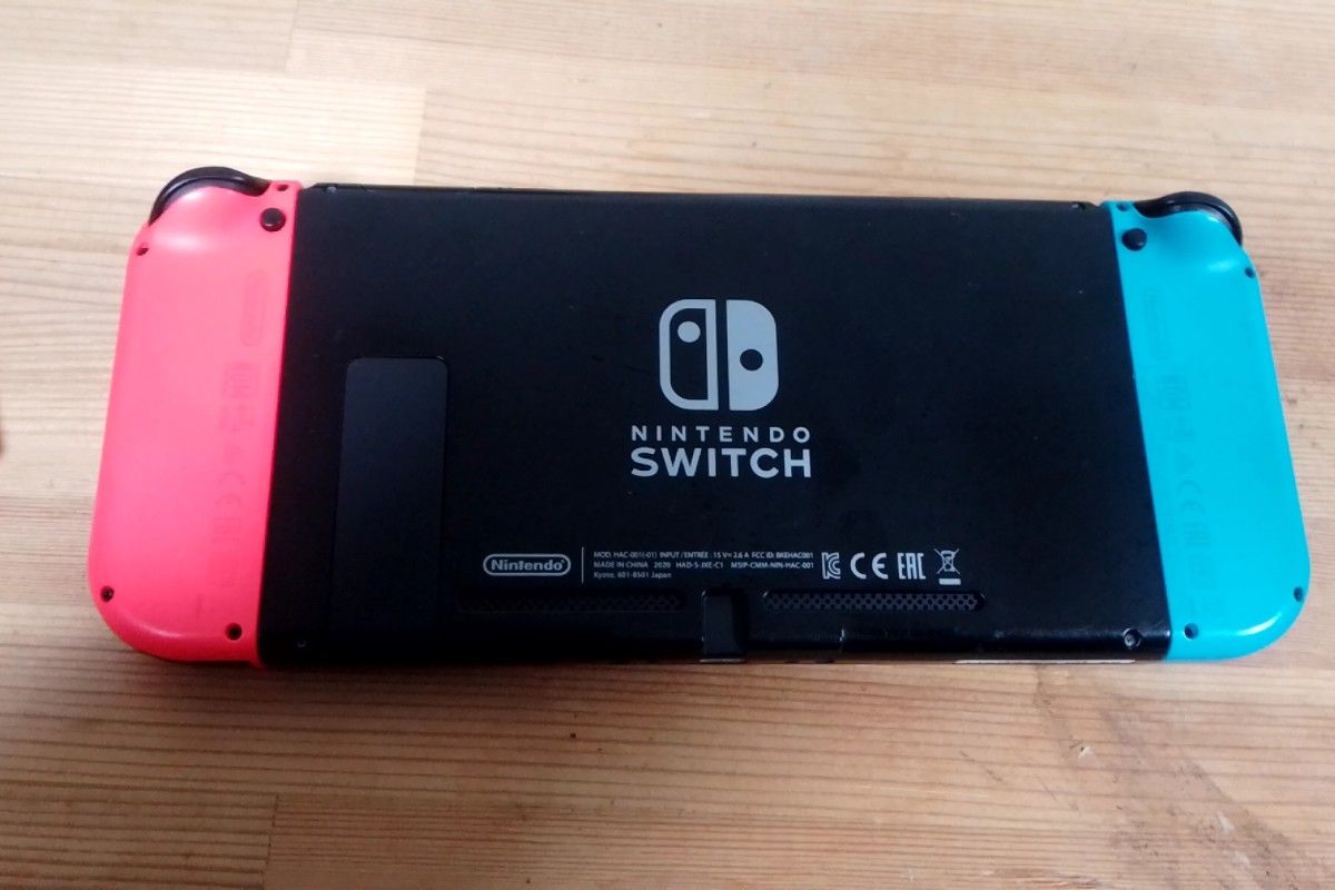 Nintendo Switch 任天堂 ネオンブルー ネオンレッド ニンテンドー