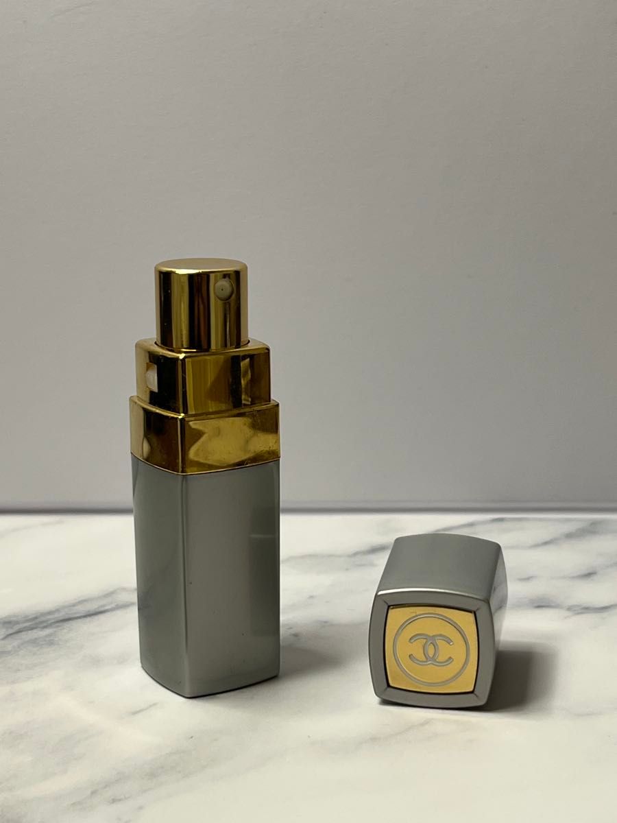 CHANEL No 19 パルファム 7 5ml 香水 スプレー型｜Yahoo!フリマ（旧