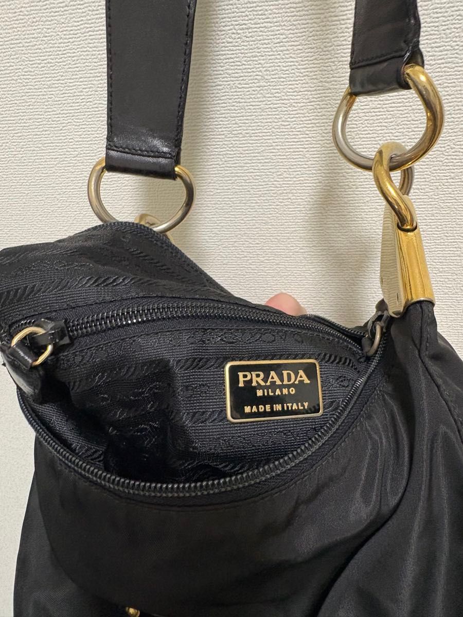 PRADA プラダ ナイロン ショルダーバッグ ゴールド金具 三角ロゴ