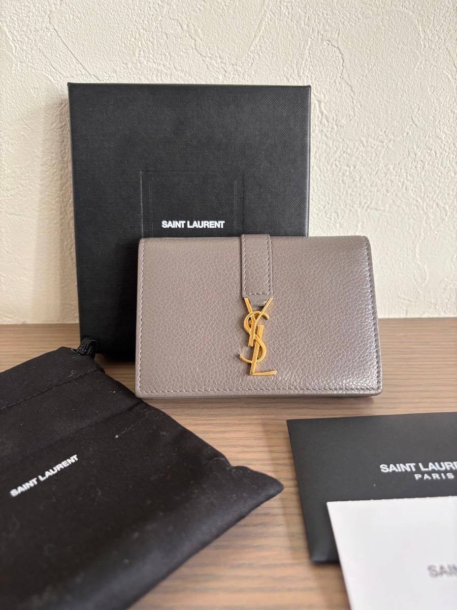 サンローラン・パリ YSLライン ビジネス カードケース 名刺入れ 型番