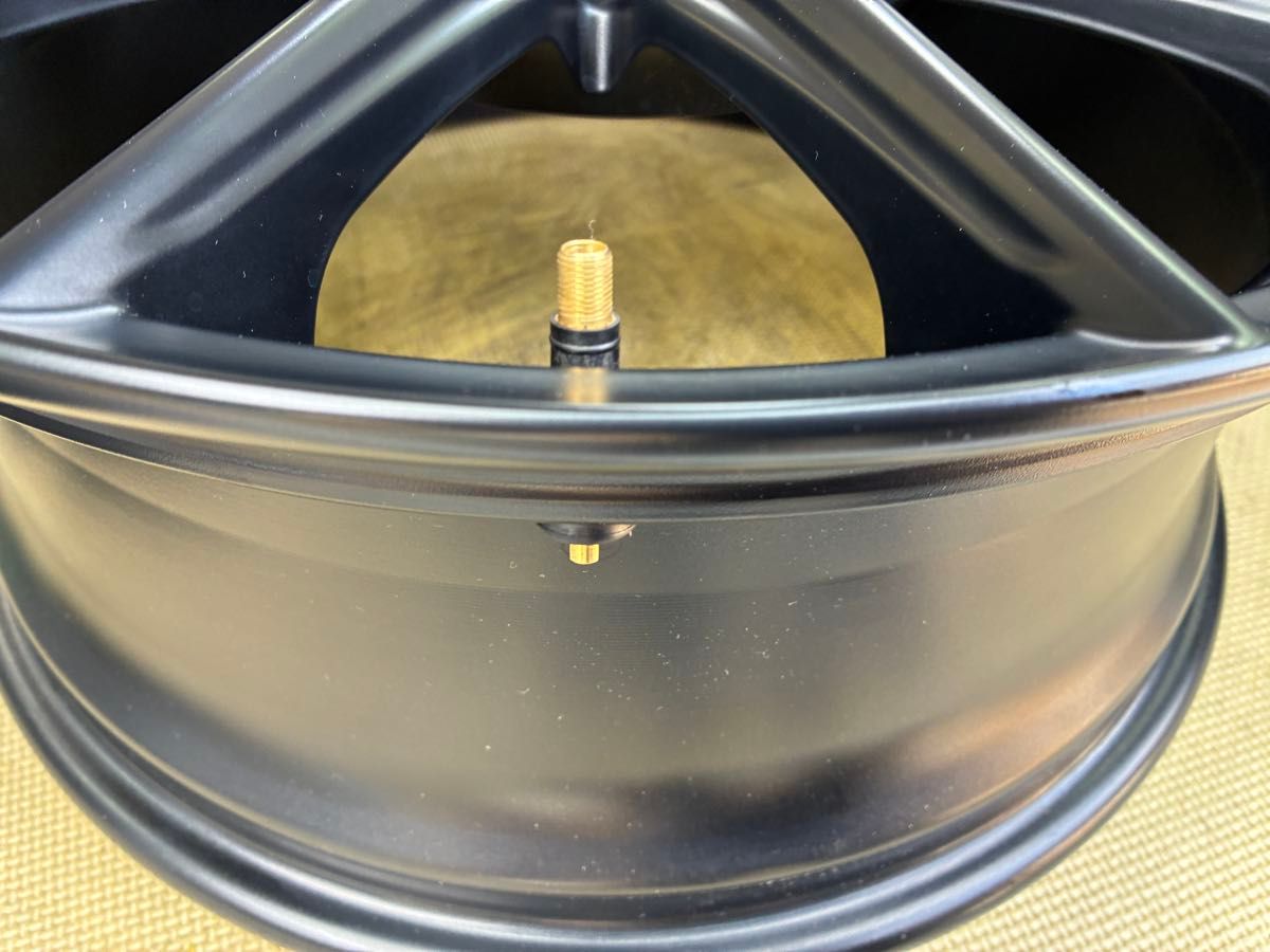 新車外し トヨタ GR86 純正ホイール1本 18インチ7 5J+48 100-5H マット