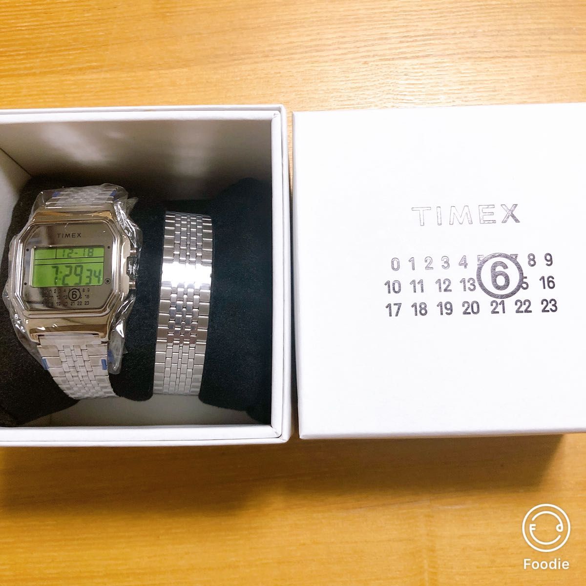 TIMEX x MM6 Maison Margiela T80 Gift Set 