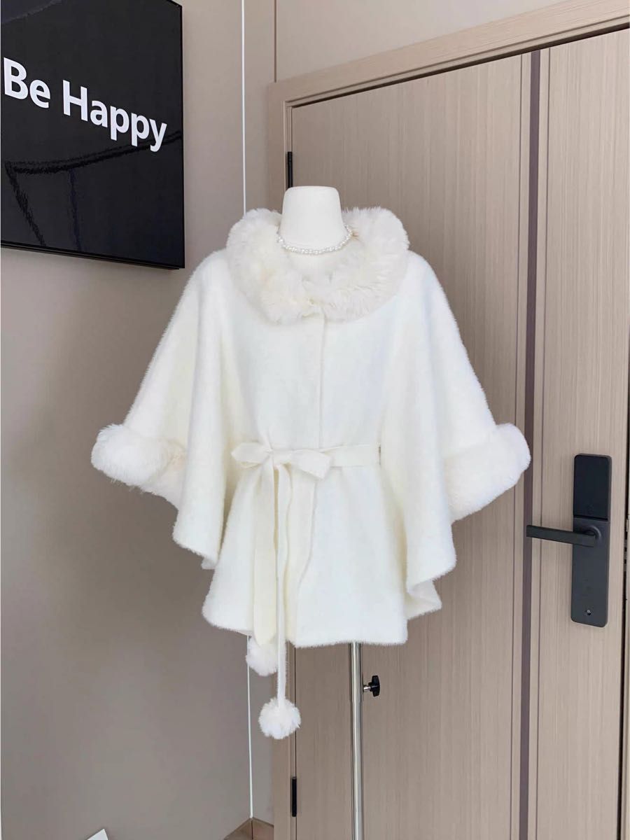ケープ コート ポンチョ ファー ふわふわ アイボリー ホワイト 韓国