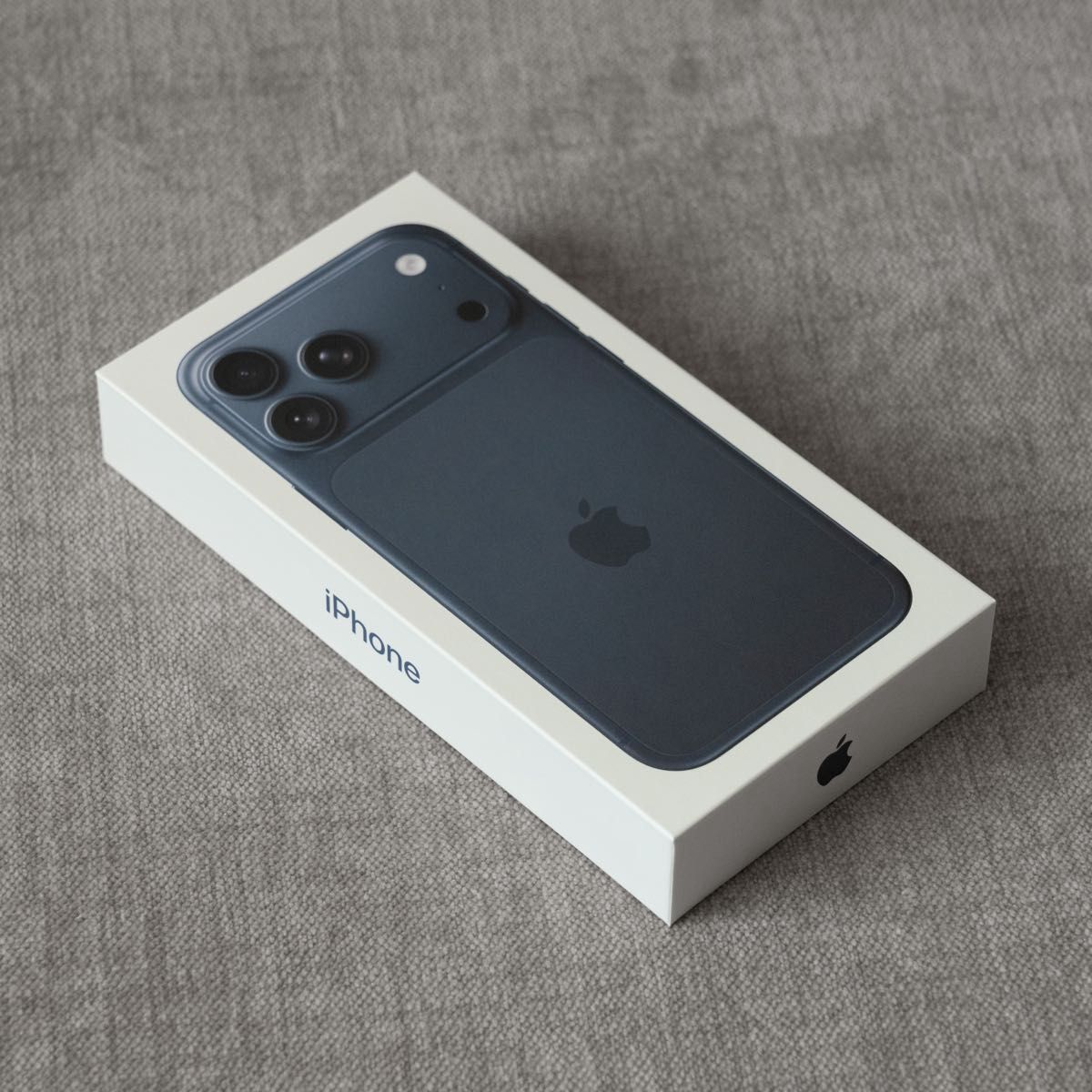 期間限定出品 希少な香港版 iPhone 17 Pro Max 512GBディープブルー未