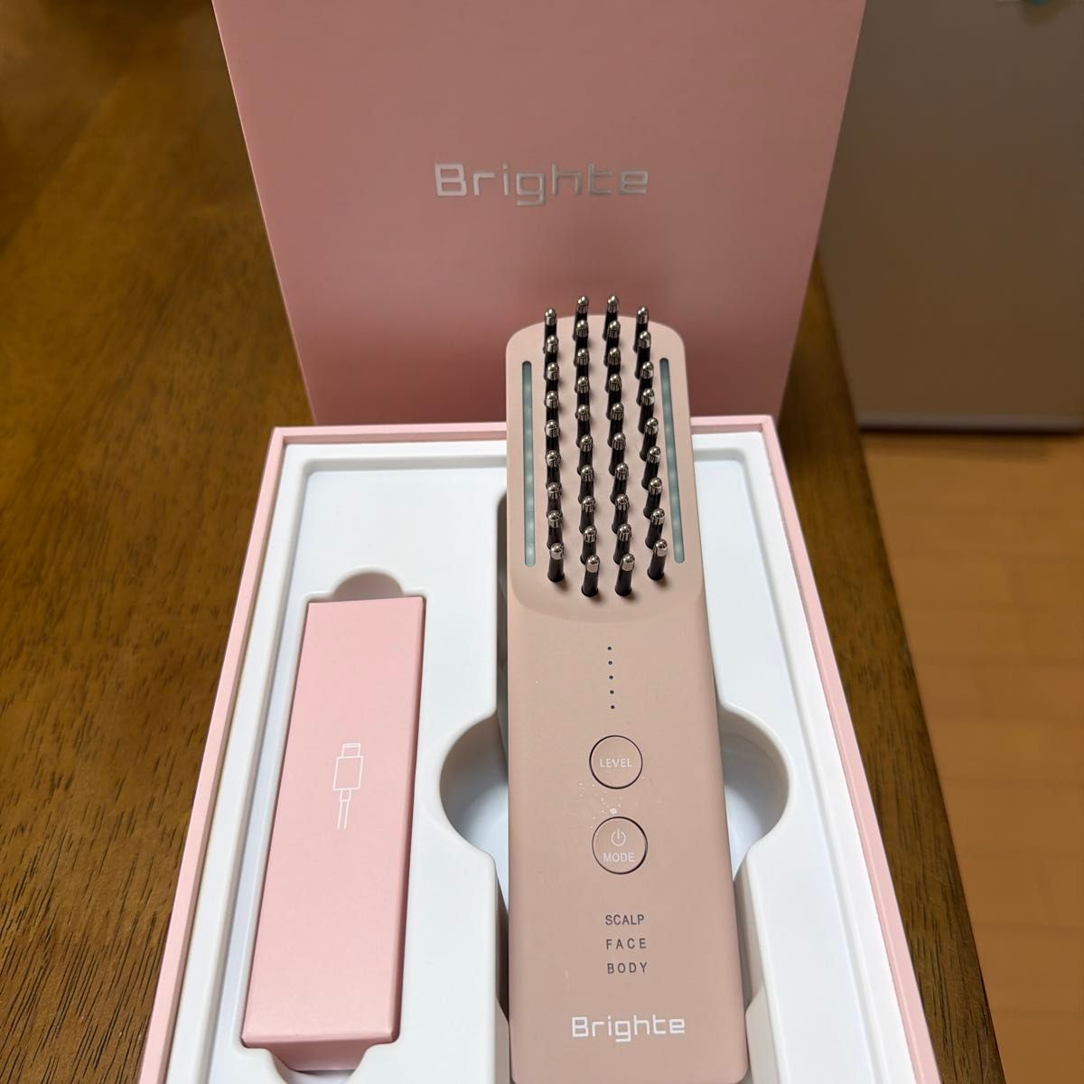 ブライト ブラシ型美顔器 (ピンク) Brighte ELEKI BRUSH+ (ブライト