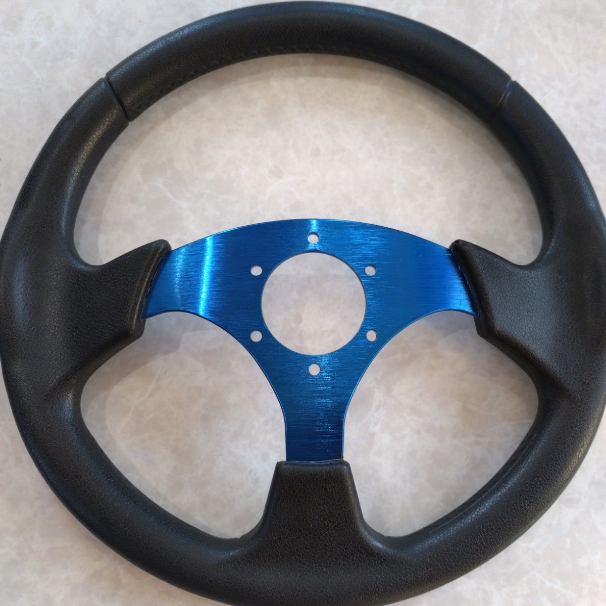momo ステアリング 青/黒 3スポーク モモ ブルー レース MOMO ハンドル