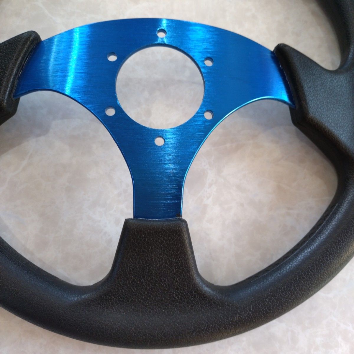 momo ステアリング 青/黒 3スポーク モモ ブルー レース MOMO ハンドル