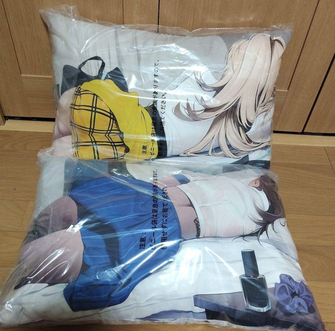 ニケ 一番くじ 勝利の女神 NIKKE D賞 寝転がりビジュアルクッション 2