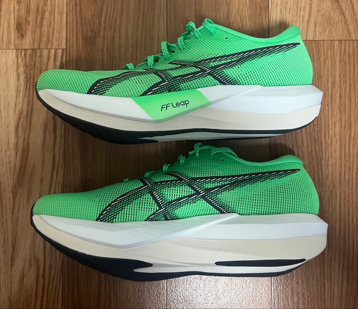 新品未使用 アシックス ランニングシューズ マジックスピード 5 26 0cm