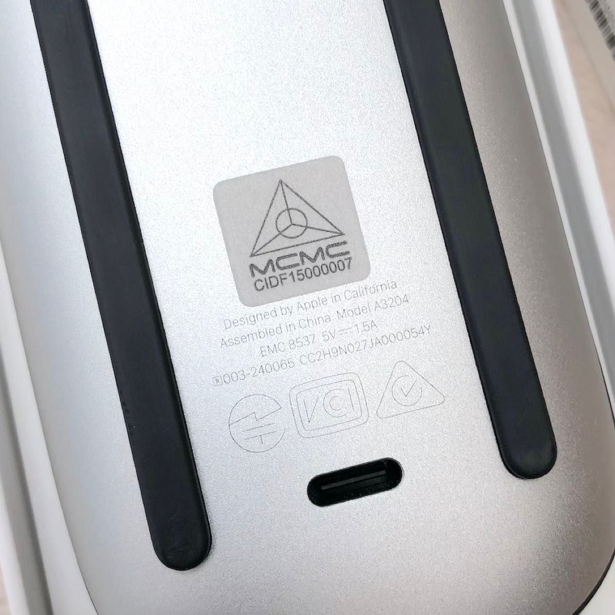 未使用にちかい/超美品】最新モデル USB-C ブラック Apple Magic Mouse