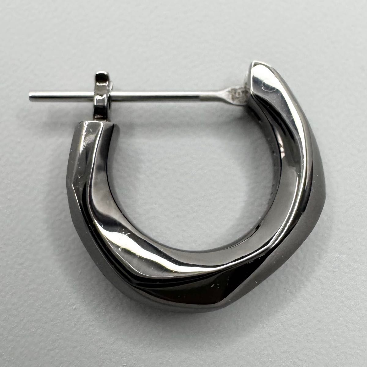 超美品 GARNI ガルニ Crockery Pierce BLACK ロゴ クロッケリー フープ