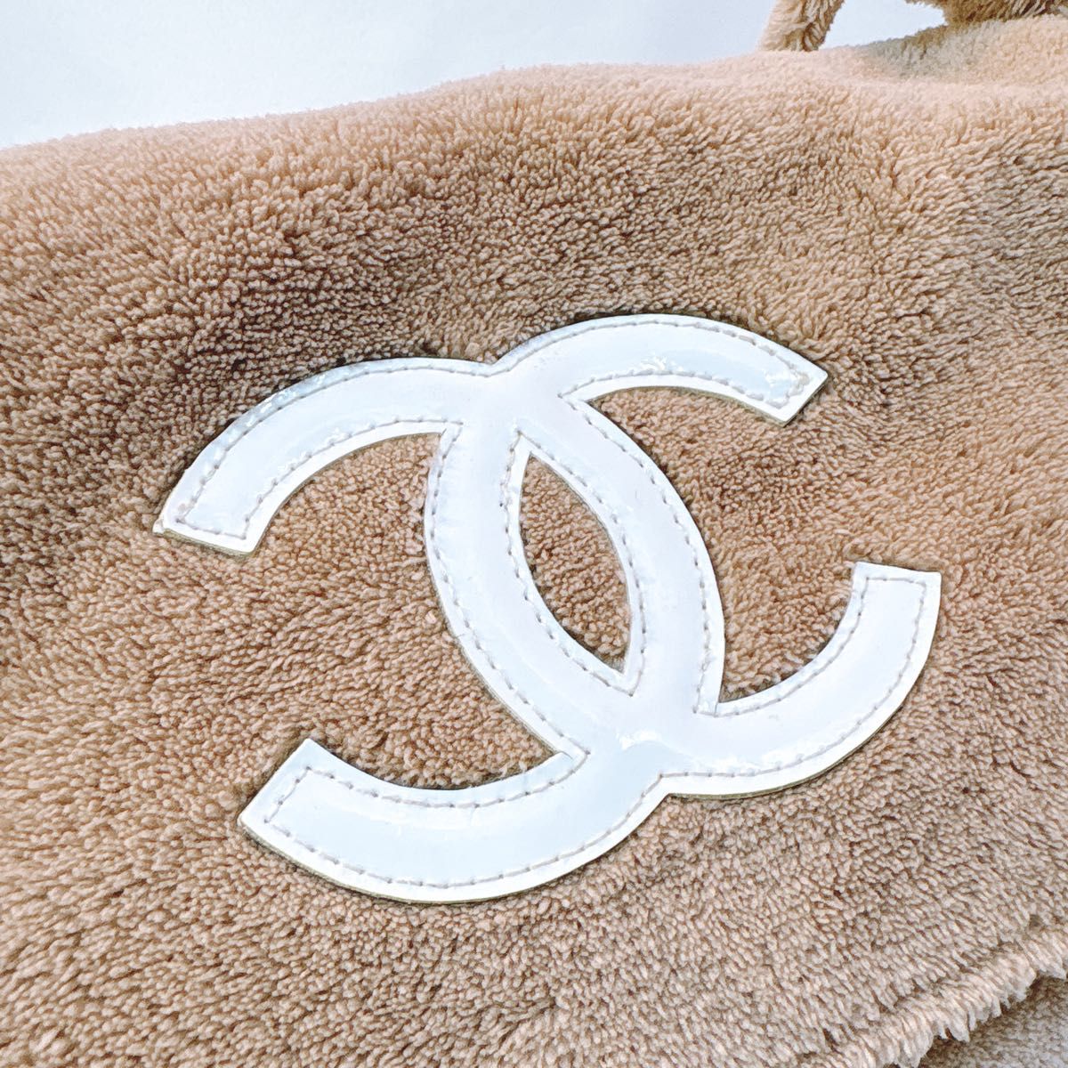 シャネル ノベルティ パイル ショルダーバッグ エナメルロゴ ココ