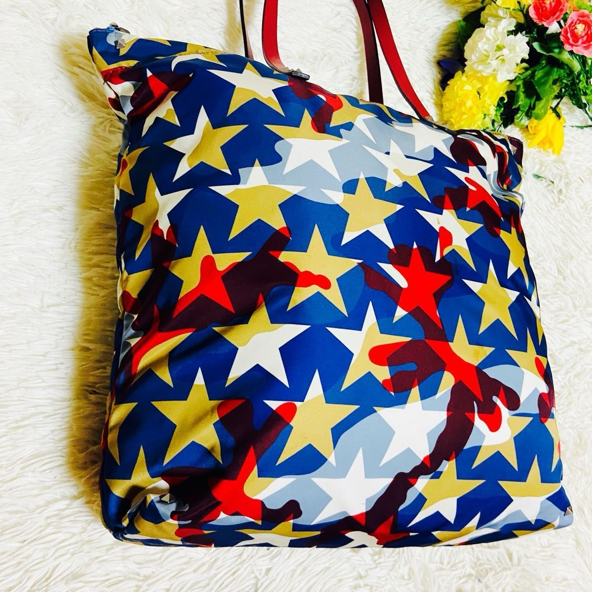 美品 スタッズ VALENTINO ヴァレンティノ トートバッグ 迷彩 星柄 総柄