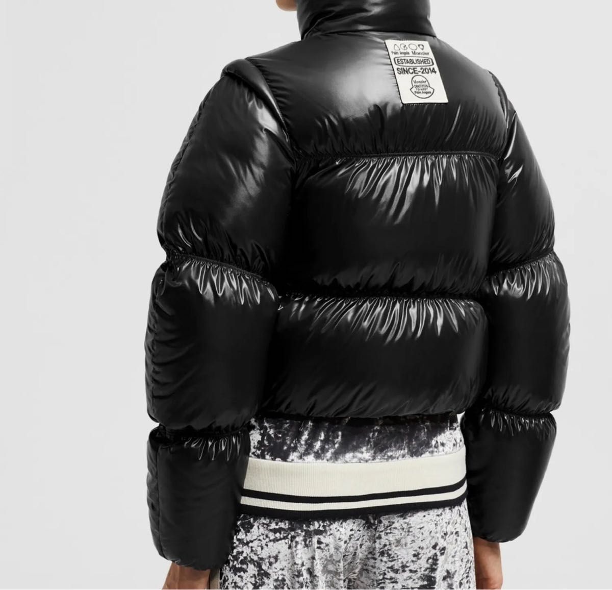 新品 定価24万 モンクレール パームエンジェルス ダウン 0 黒 希少