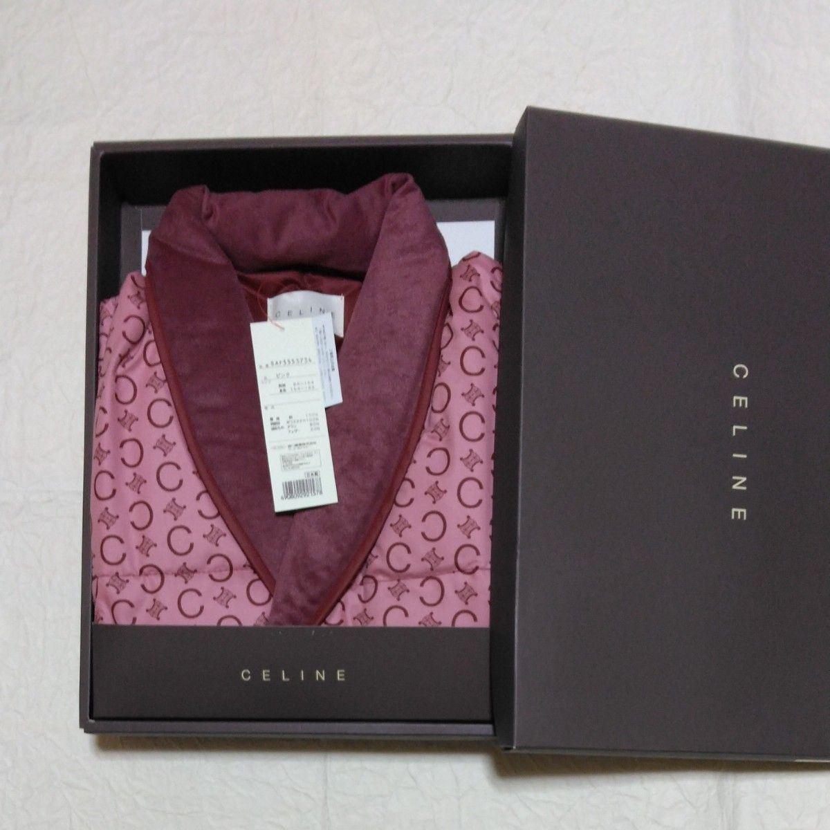 CELINE セリーヌ 西川産業 マカダム柄 羽毛肩当て ピンク 未使用箱入り