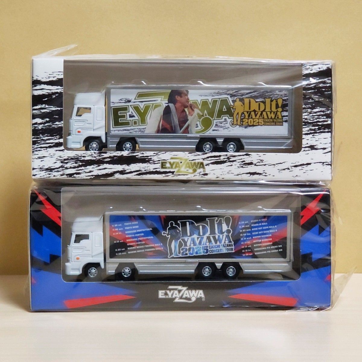 新品未開封 【希少】矢沢永吉「Do It 2025」トランポ型ミニカー 2台