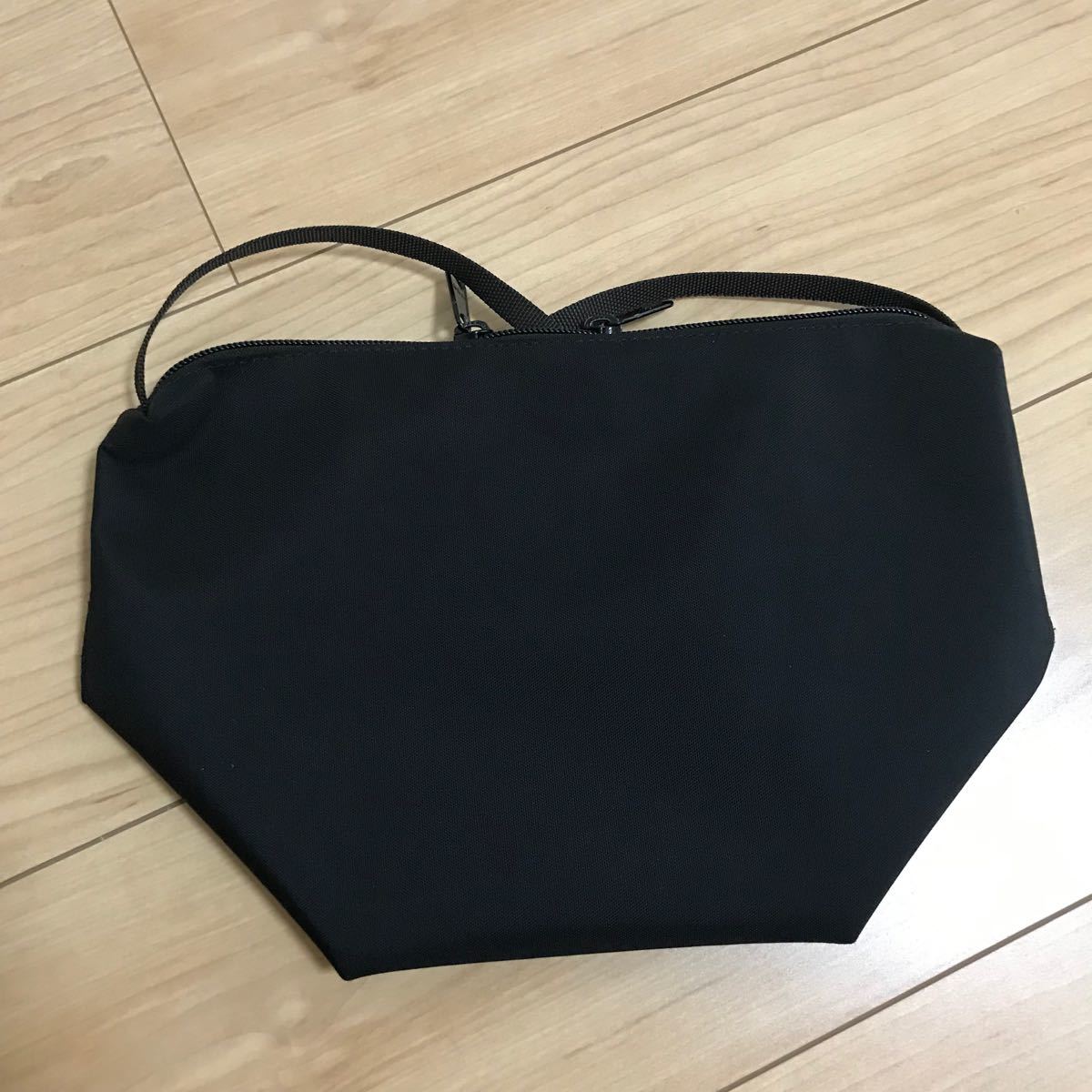 エルベシャプリエ グリーンレーベル別注 ビッグポシェット ノワール