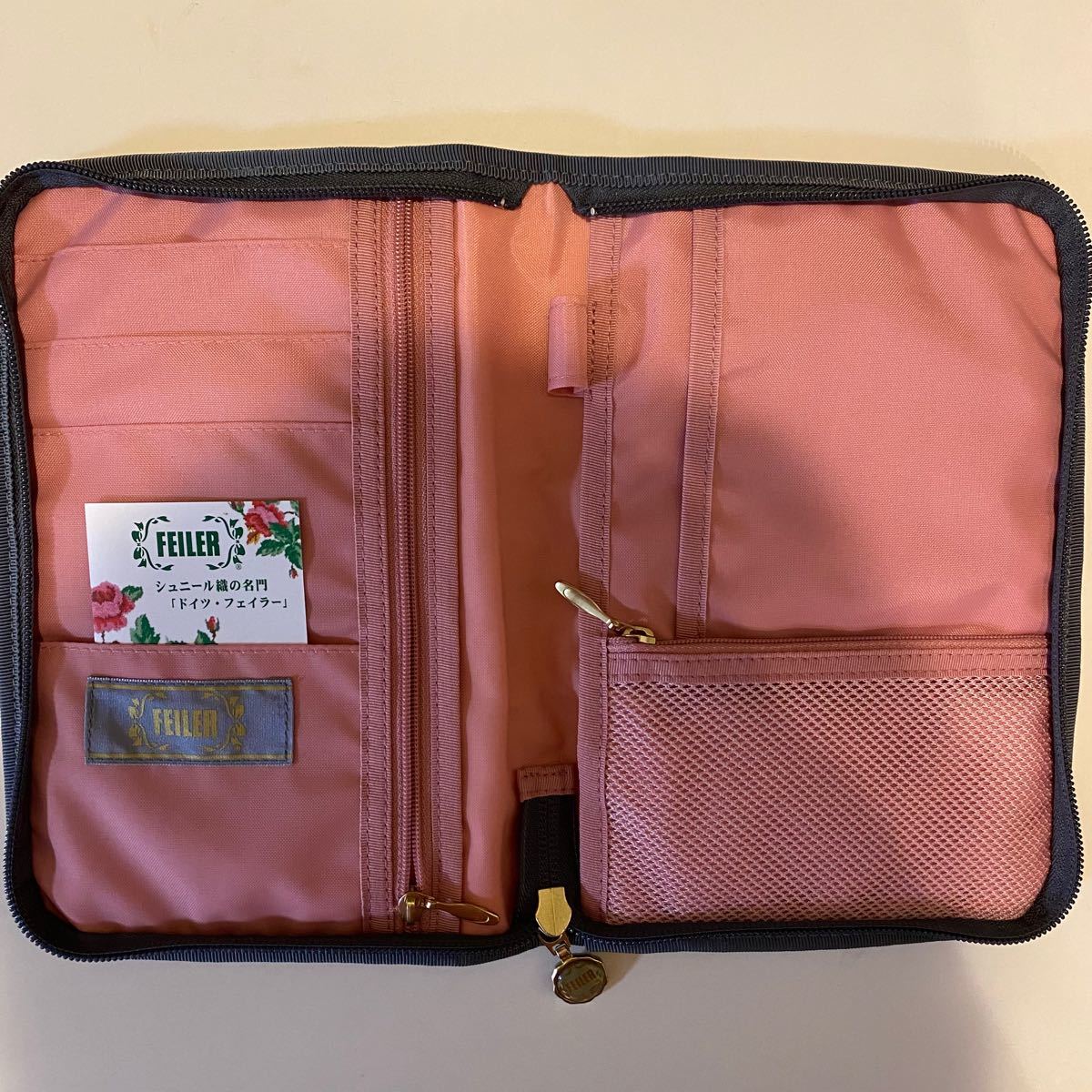 フェイラー ハイジ 母子手帳ケース パスポートケース マルチケース 大