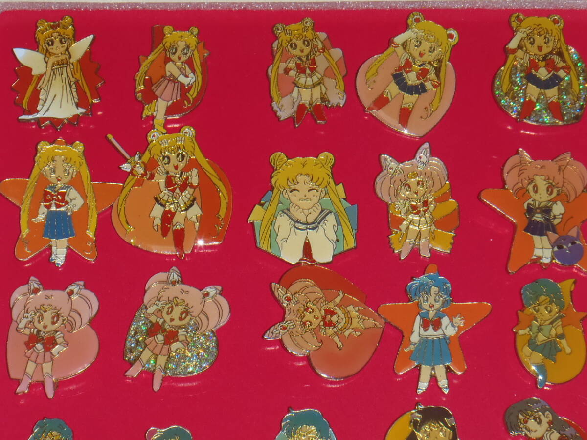 セーラームーン ピンズコレクション ピンバッジ56個セット ダブリ