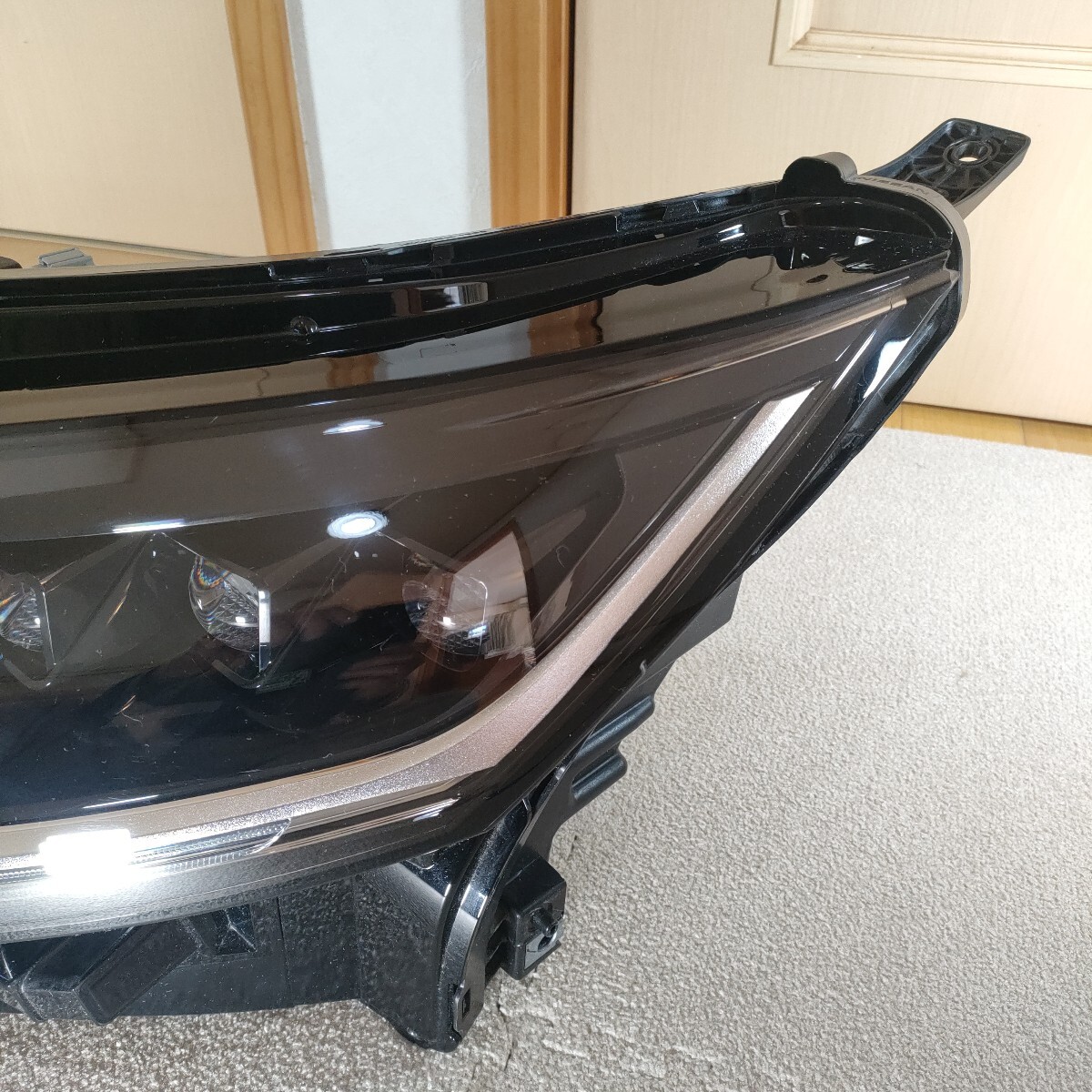 日産 純正 ノート E13 LED ヘッドライト 左側 ICHIKOH1993 刻印A 26075
