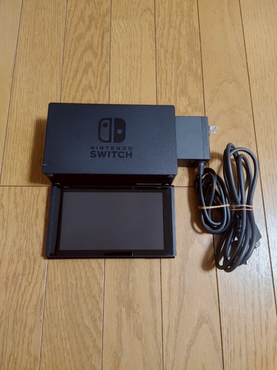 ニンテンドースイッチ本体 ☆電源はは入りますがジャンク品