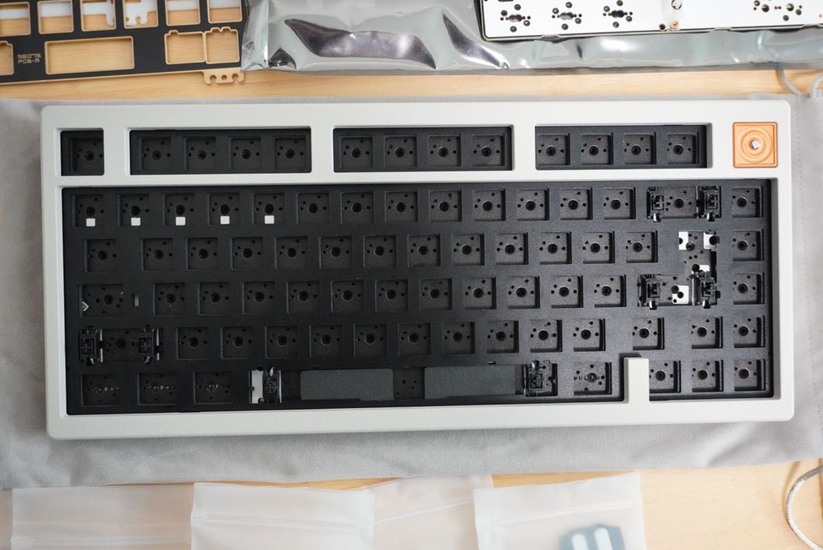 Neo75cu retrowhite/copper キーボード本体｜Yahoo!フリマ（旧PayPay