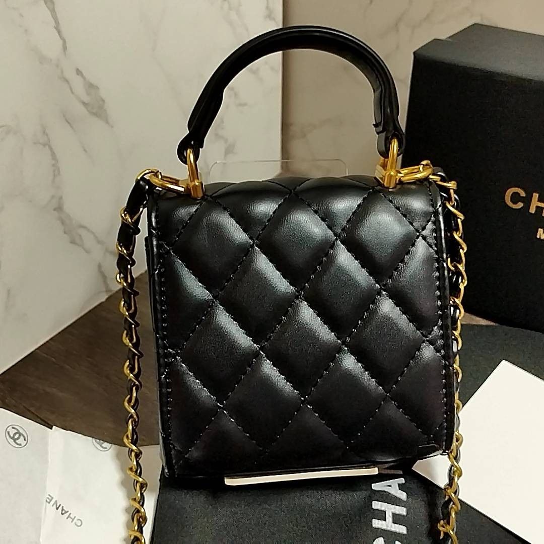 シャネル ノベルティ VIP ギフト チェーン ショルダーバッグ ミニ