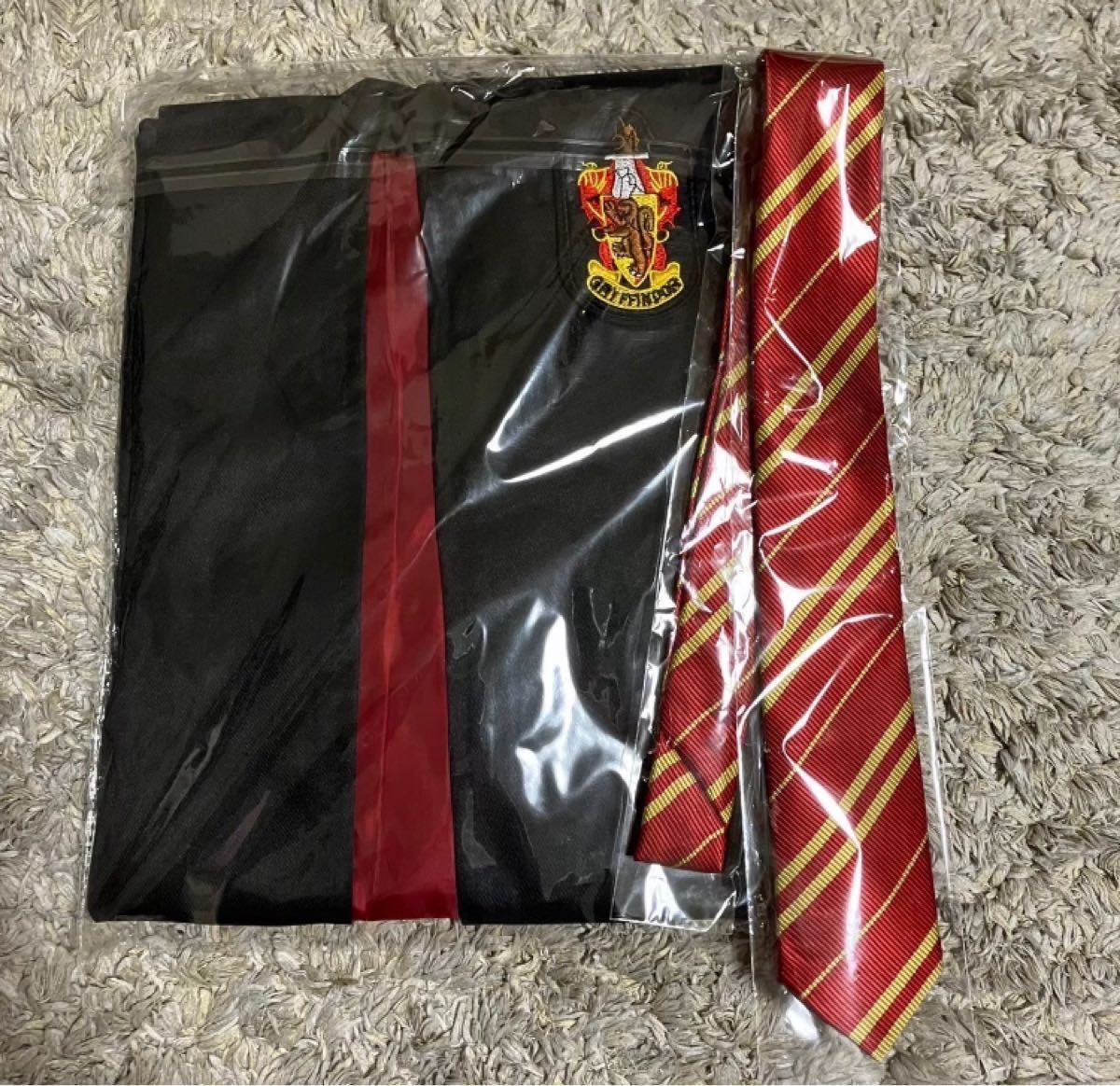 ハリーポッター風 グリフィンドール ローブ M ネクタイセット USJ