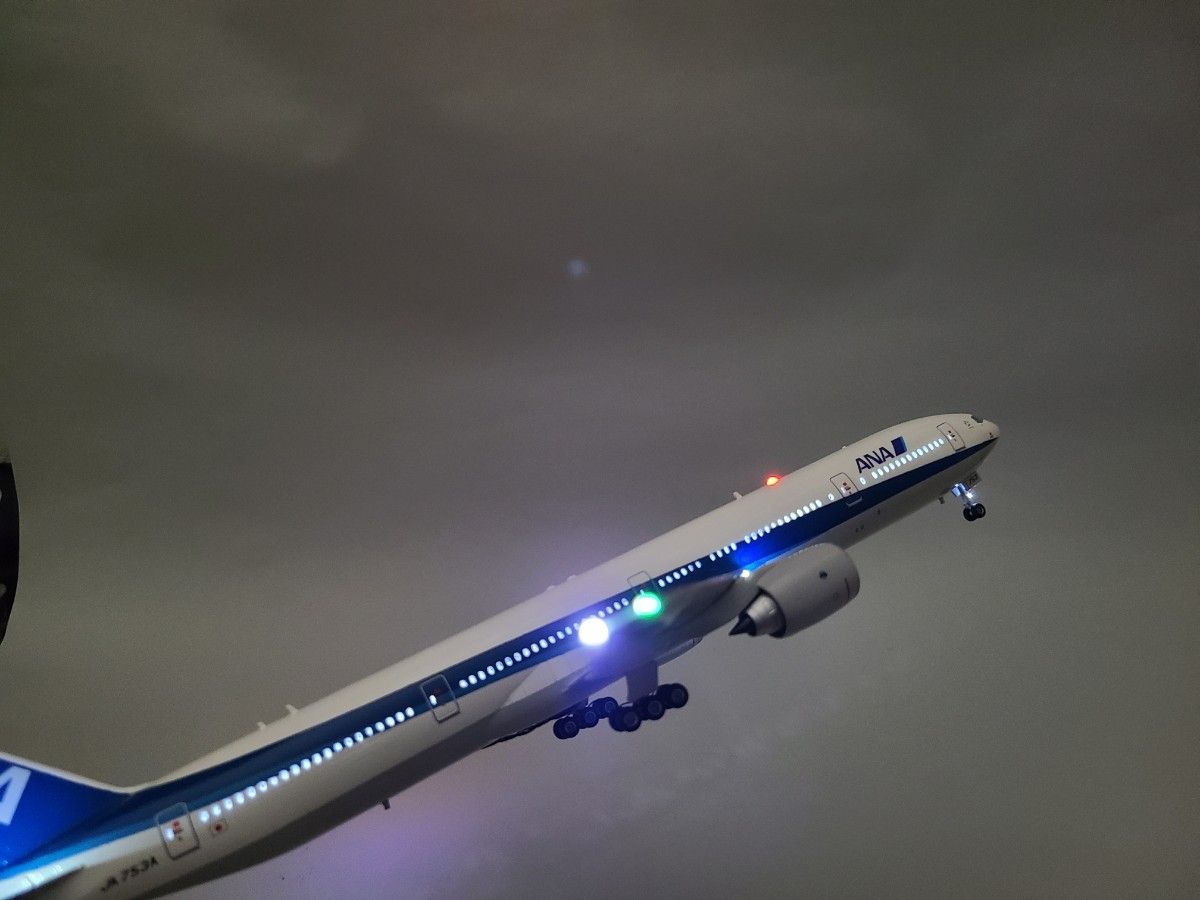 ANA Boeing 777-300 LED仕様 完成品｜Yahoo!フリマ（旧PayPayフリマ）
