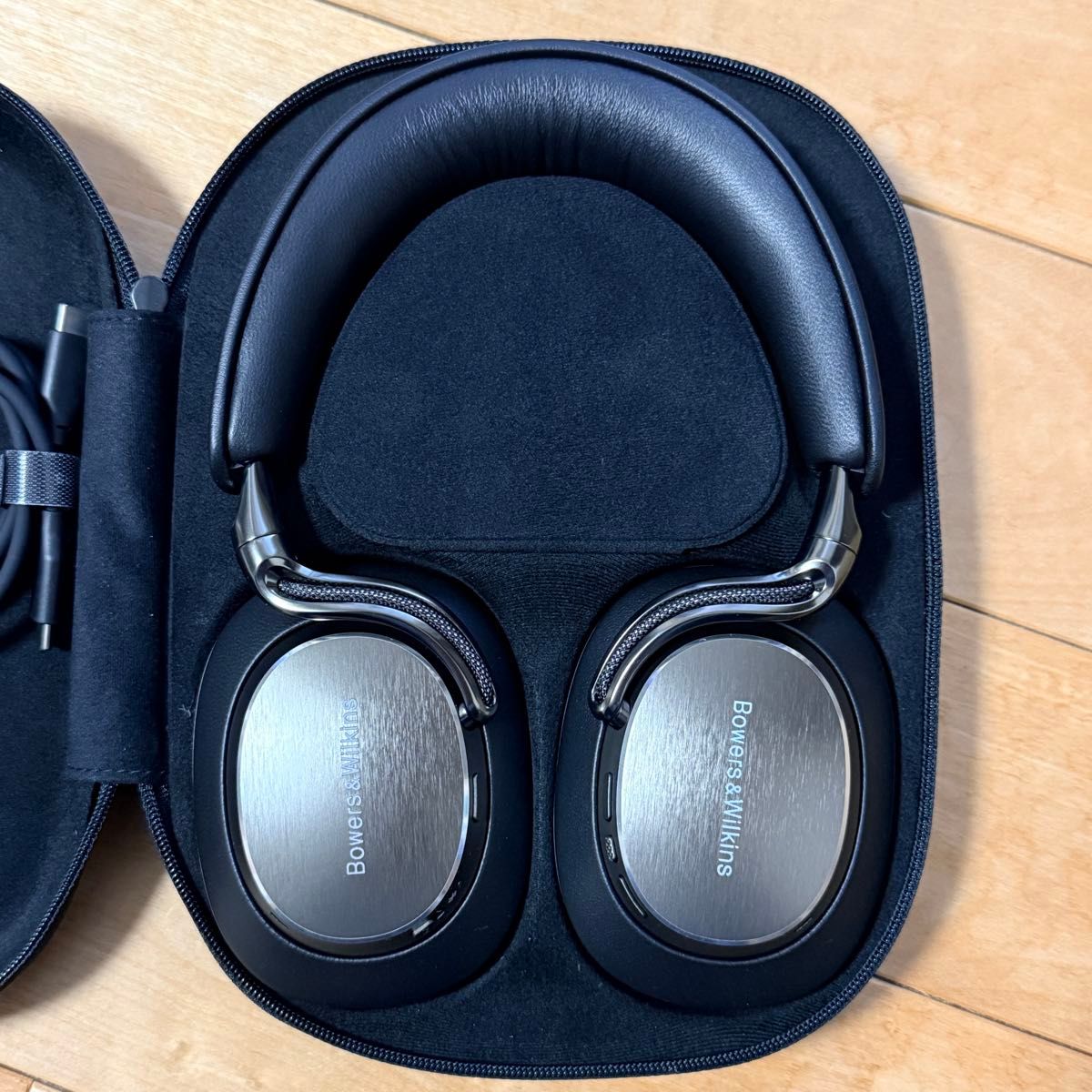 Bowers&Wilkins Px8 S2 オニキスブラック｜Yahoo!フリマ（旧PayPayフリマ）